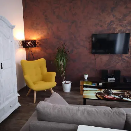 Golden Key Apartment *