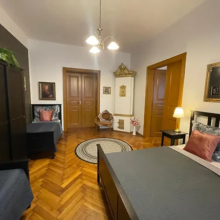 Golden Key Apartment