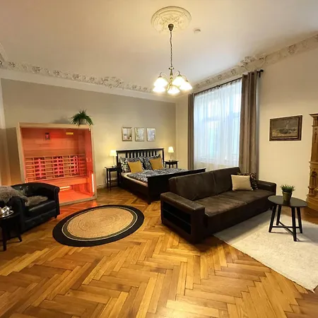 Apartment Golden Key Liberec